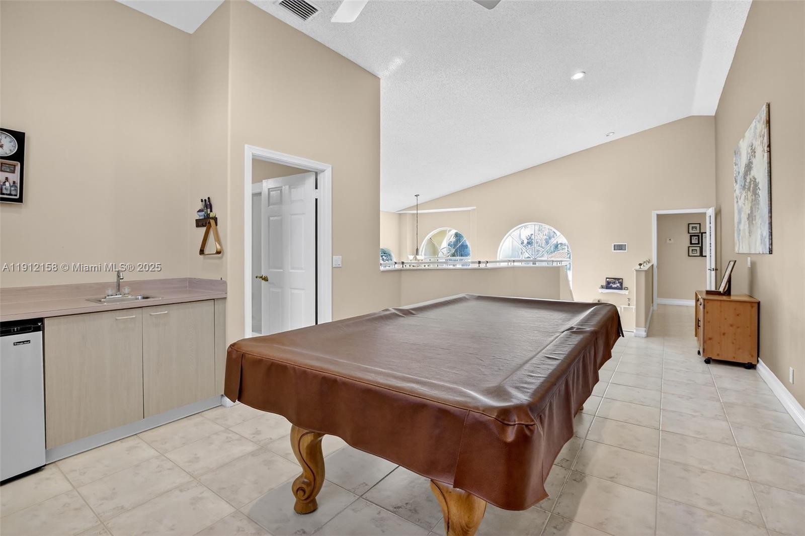 955 NW 197th Ter