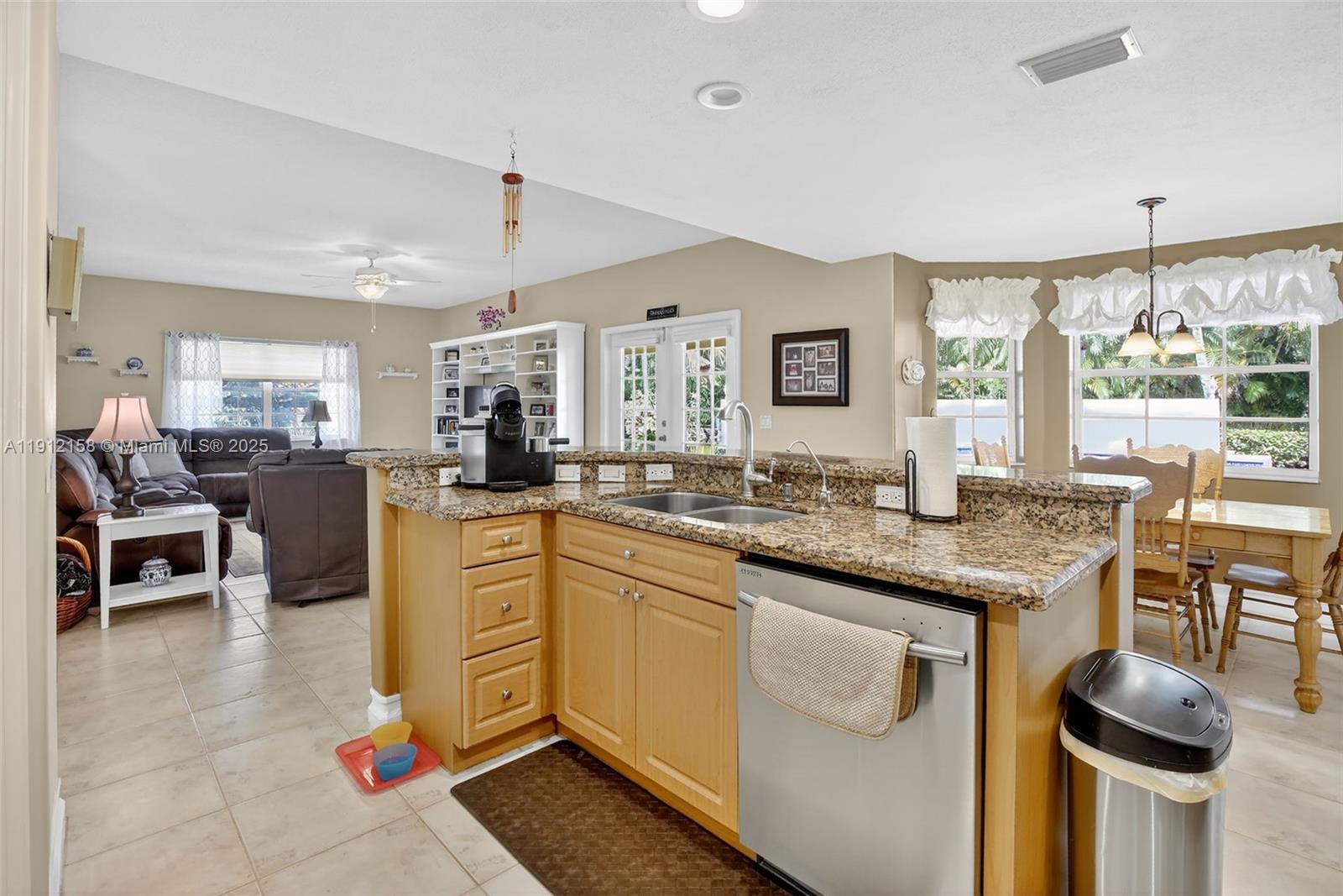 955 NW 197th Ter
