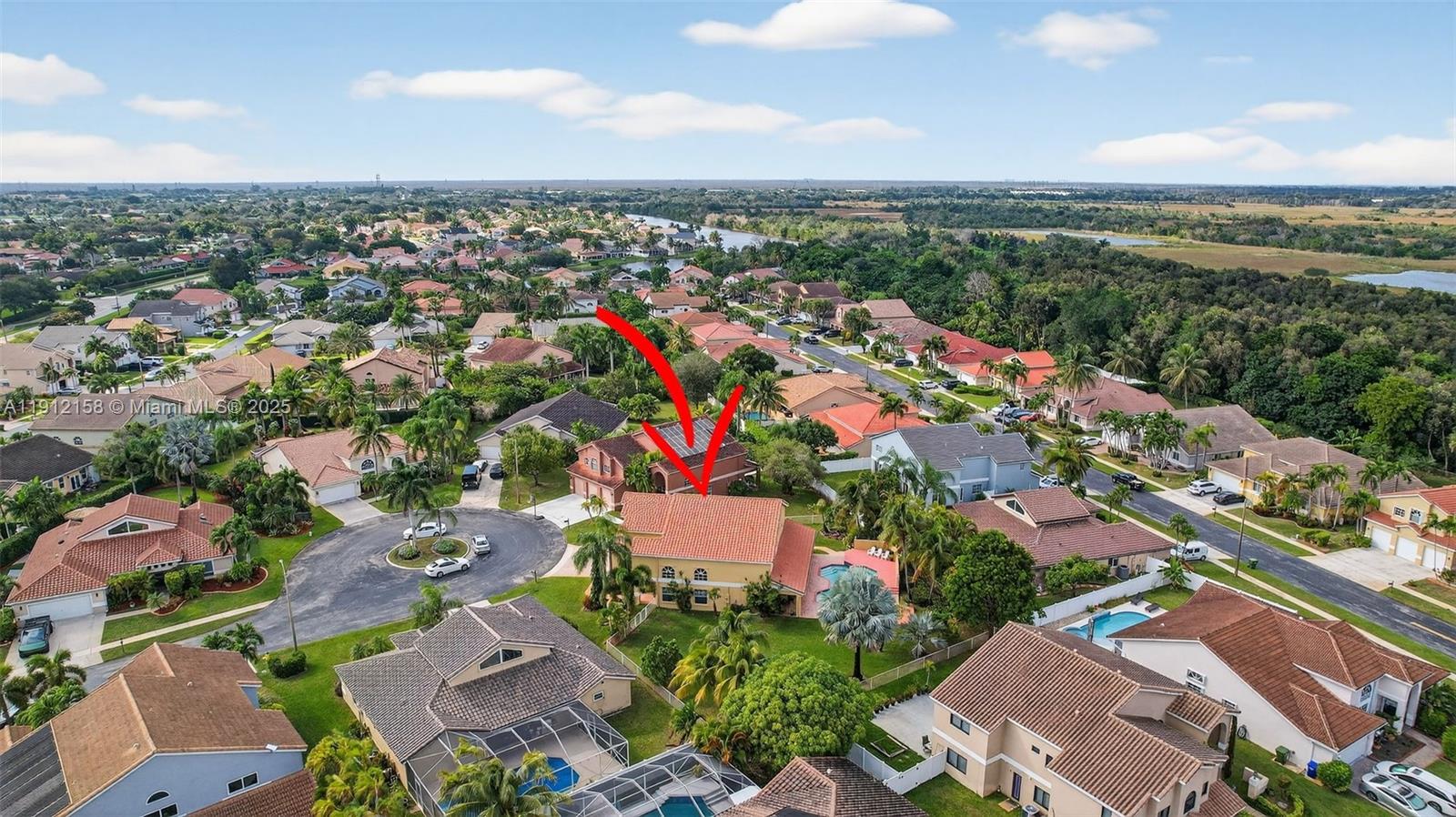 955 NW 197th Ter