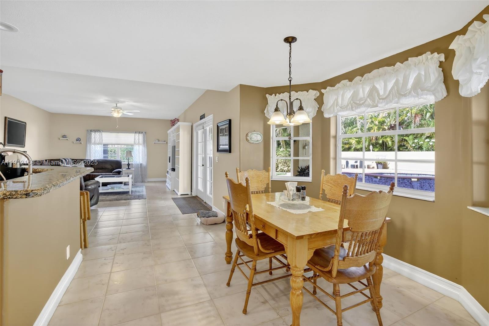 955 NW 197th Ter