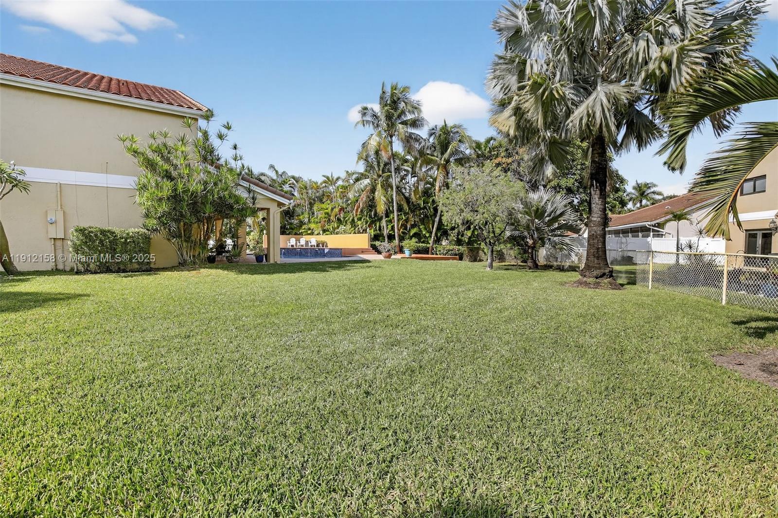955 NW 197th Ter