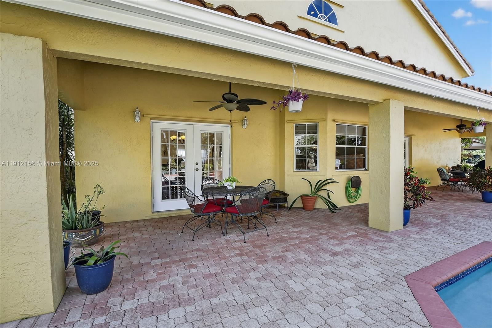 955 NW 197th Ter