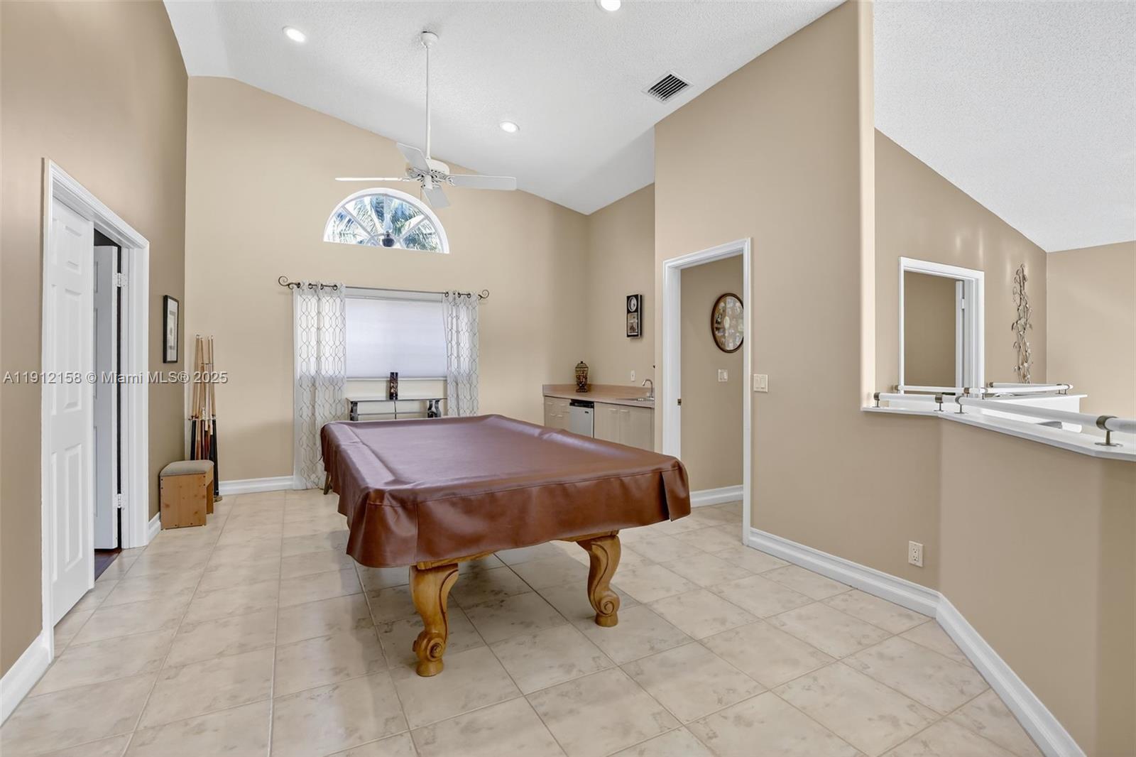 955 NW 197th Ter