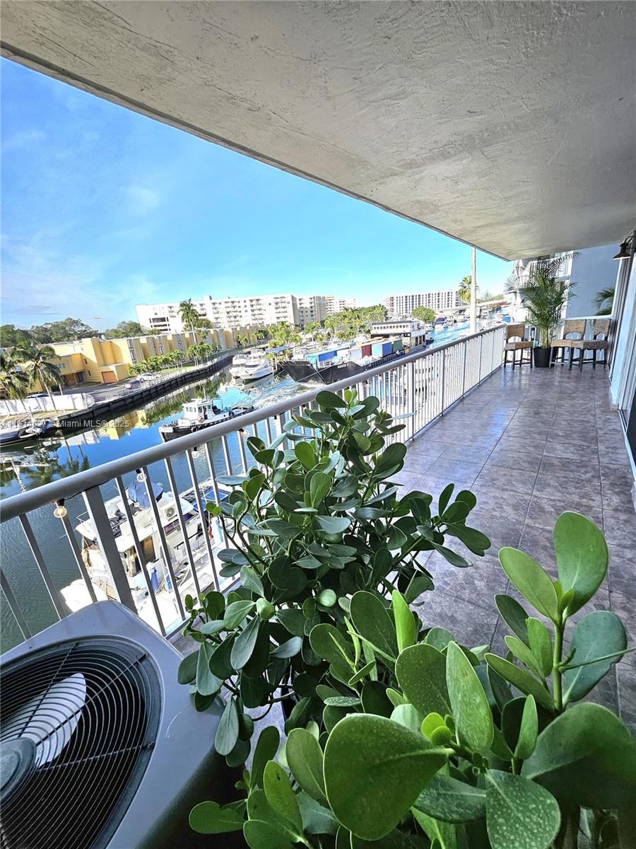 1800 NW 24th Ave # 408