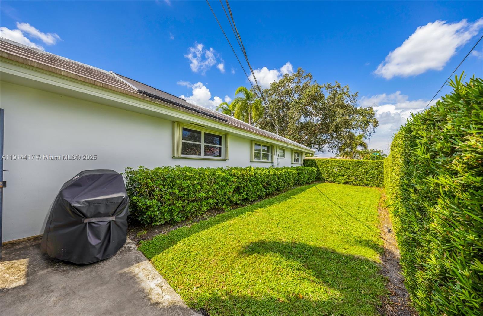 2132 NE 63rd Ct