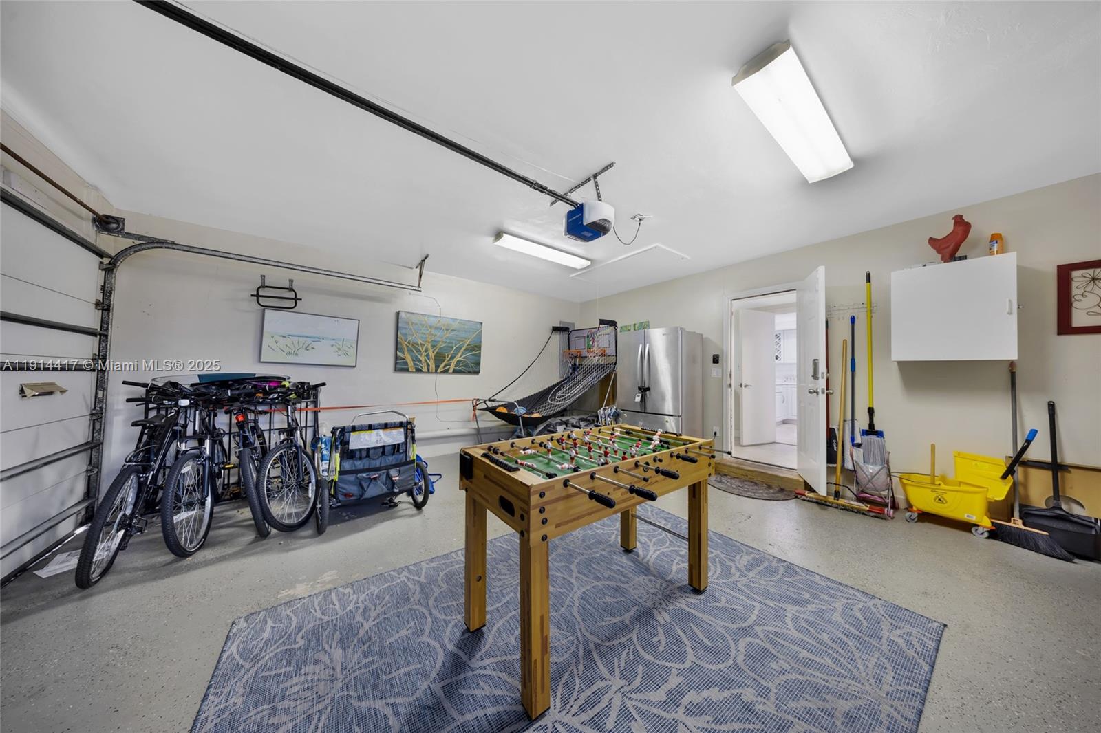 2132 NE 63rd Ct