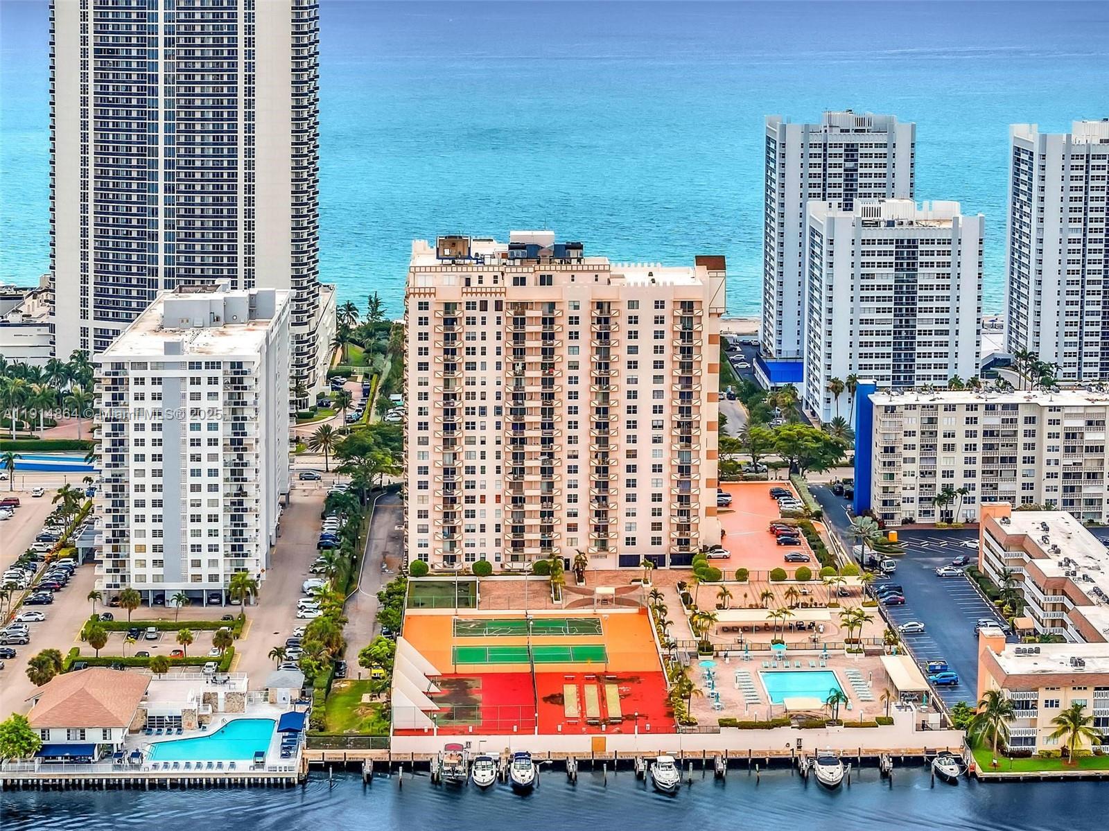 1865 S Ocean Dr # 19E