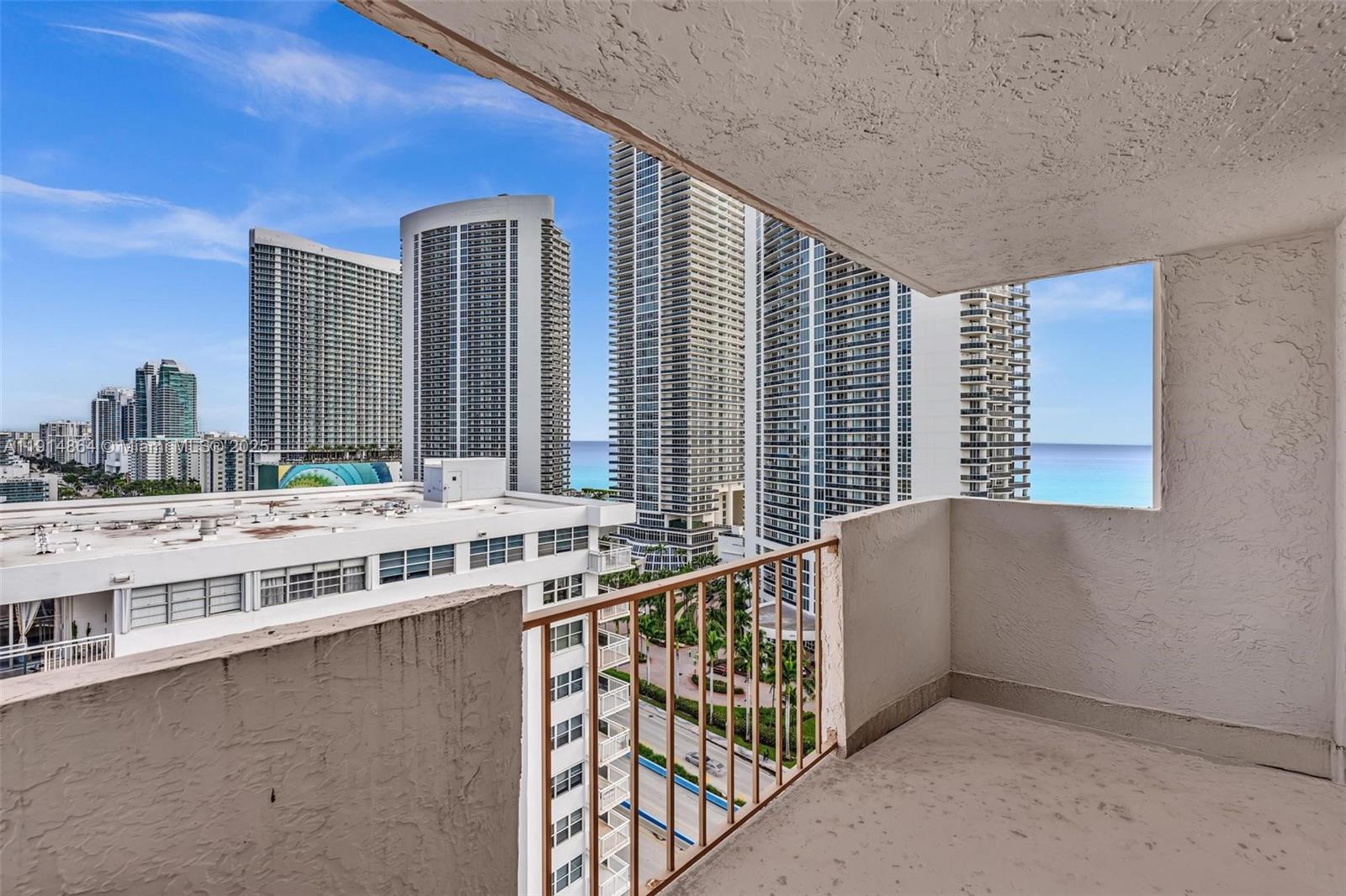 1865 S Ocean Dr # 19E