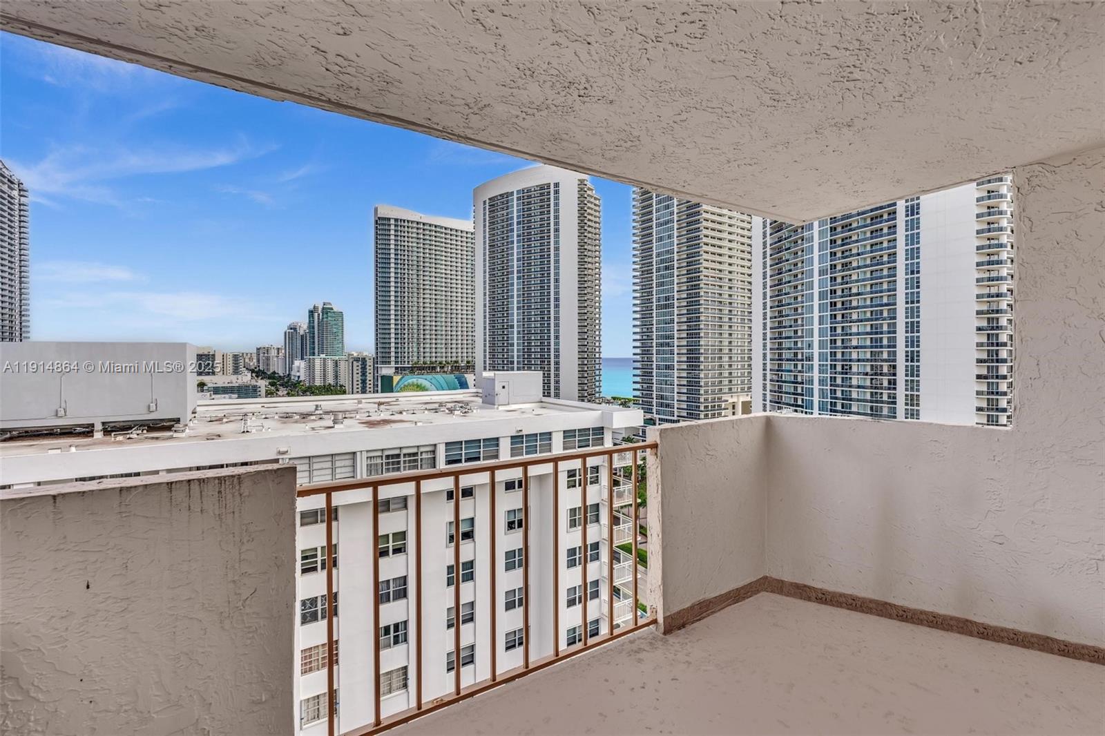 1865 S Ocean Dr # 19E