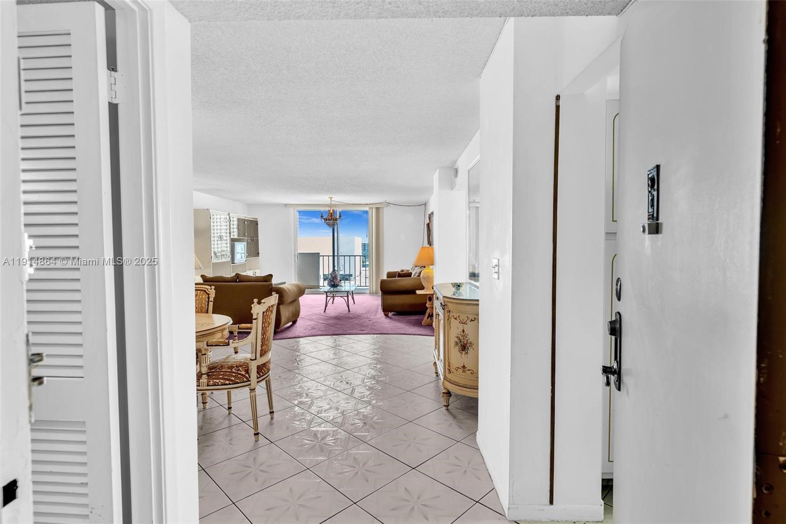 1865 S Ocean Dr # 19E