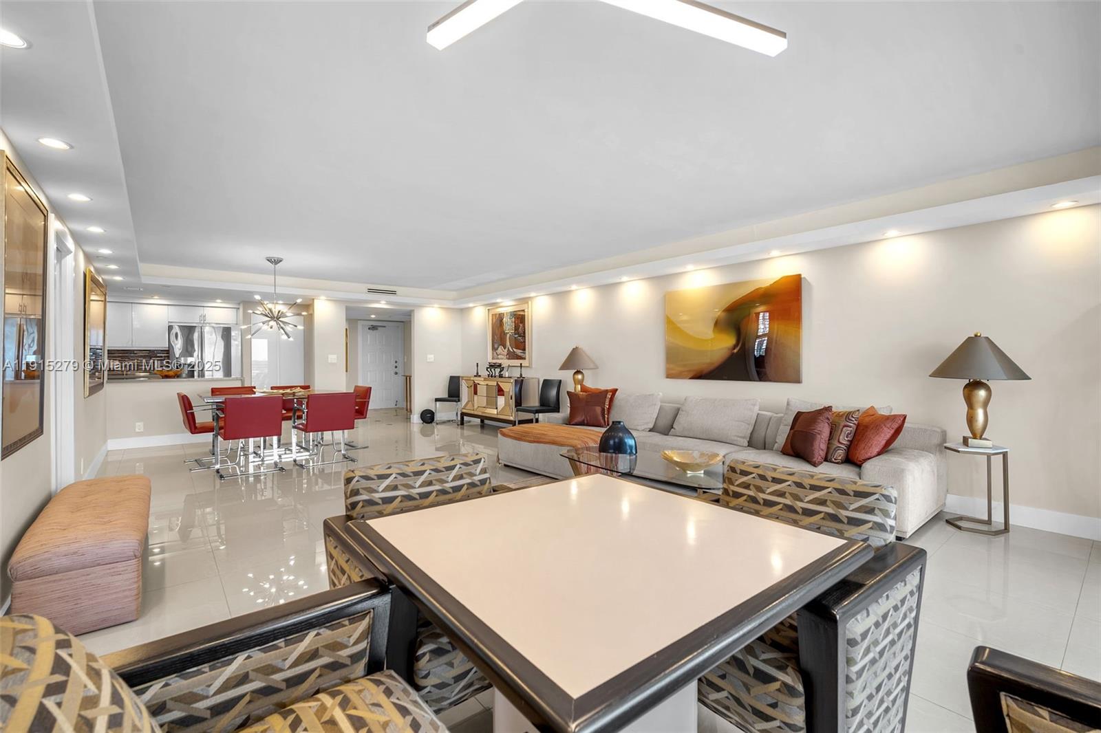 3507 Oaks Way # 906