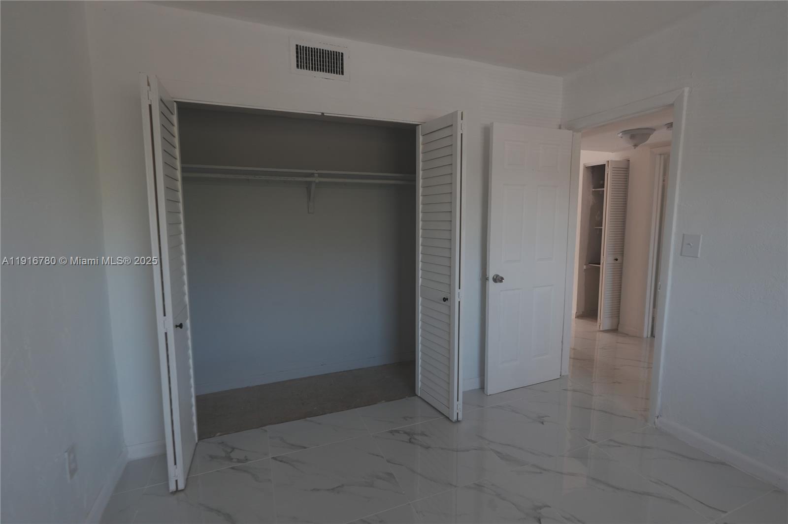 1245 W 24th St # 210