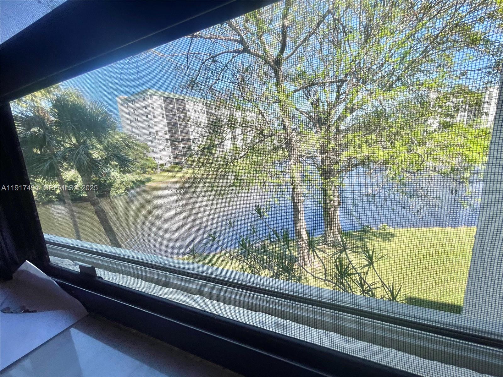 2309 S Cypress Bend Dr # 311