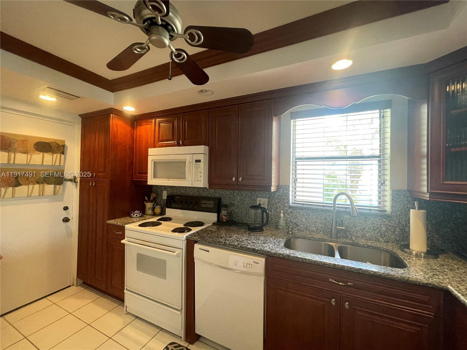2309 S Cypress Bend Dr # 311