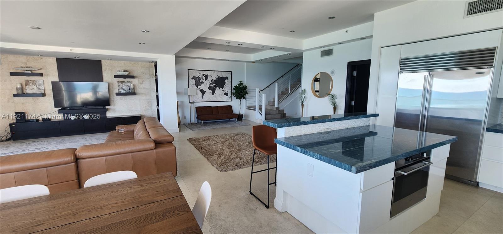 9499 Collins Avenue # 02 Unit: PH-02