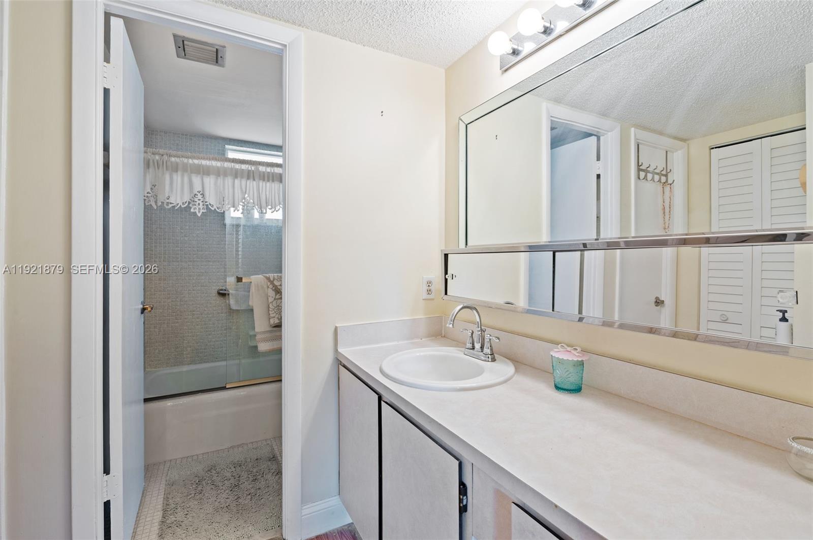 3140 Holiday Springs Blvd # 102 Unit: 9-102