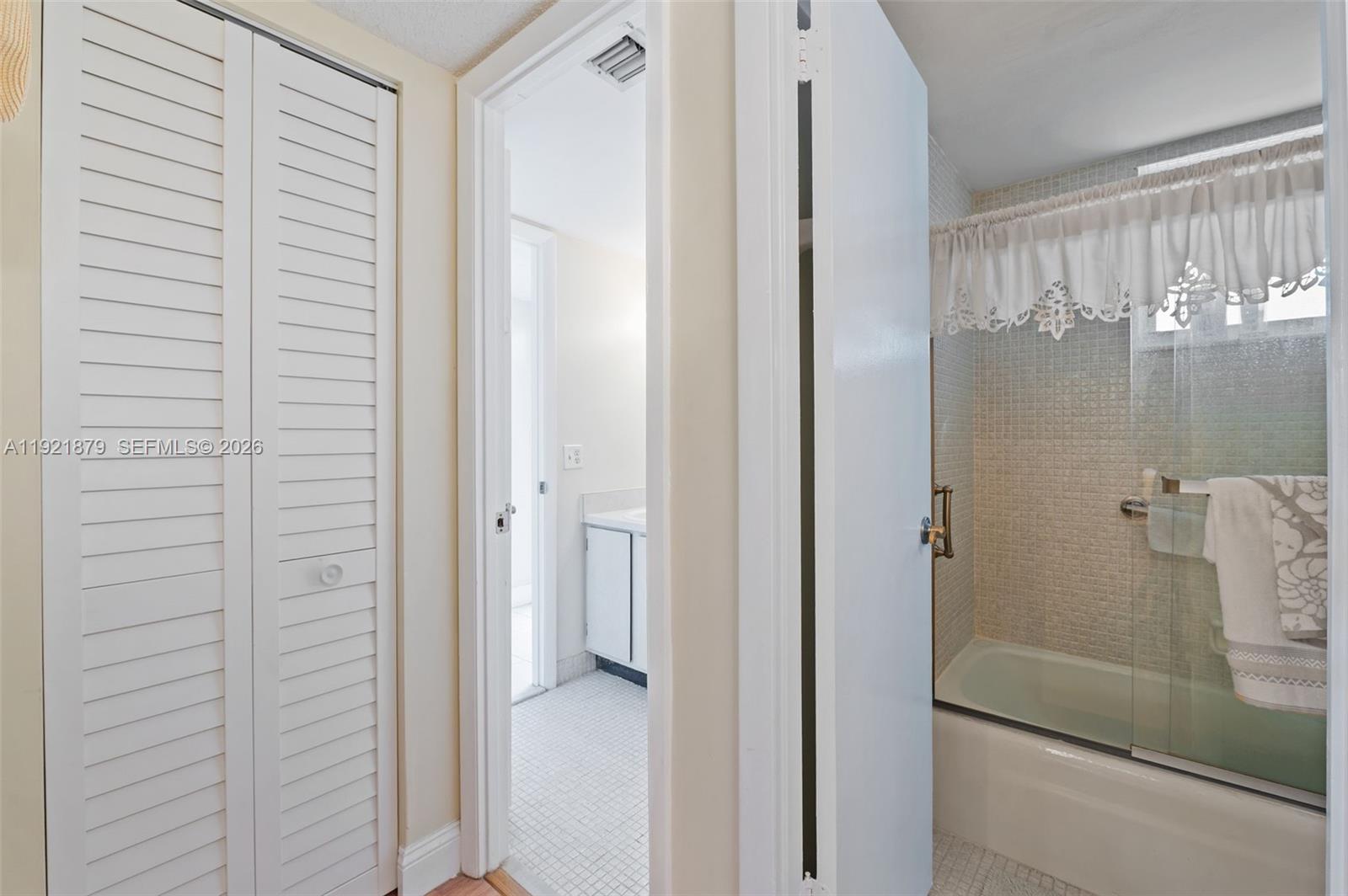 3140 Holiday Springs Blvd # 102 Unit: 9-102