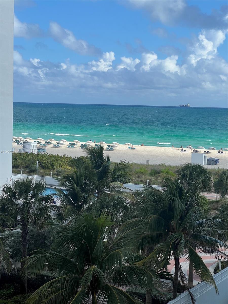 345 Ocean Dr # 523