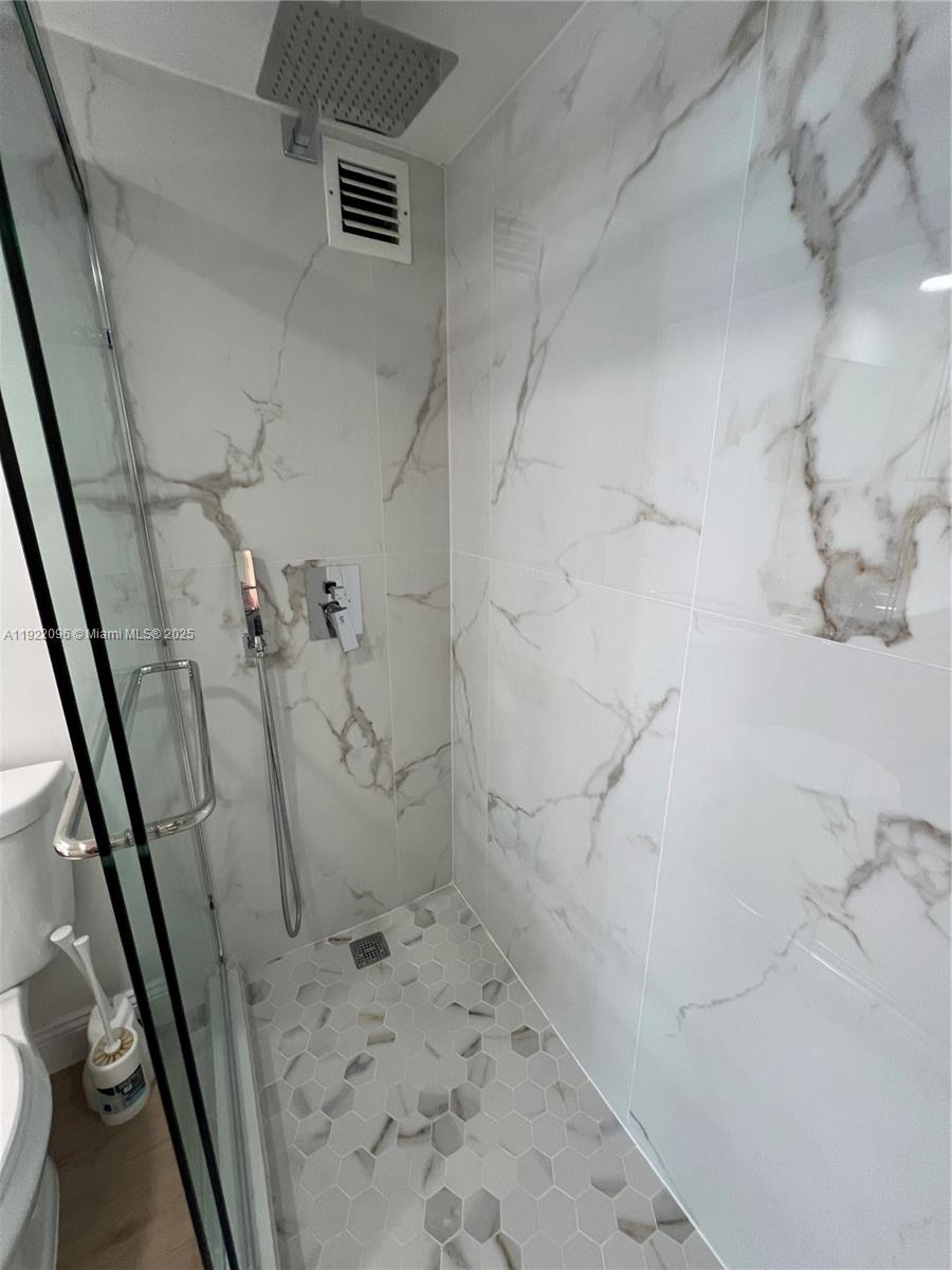 345 Ocean Dr # 523