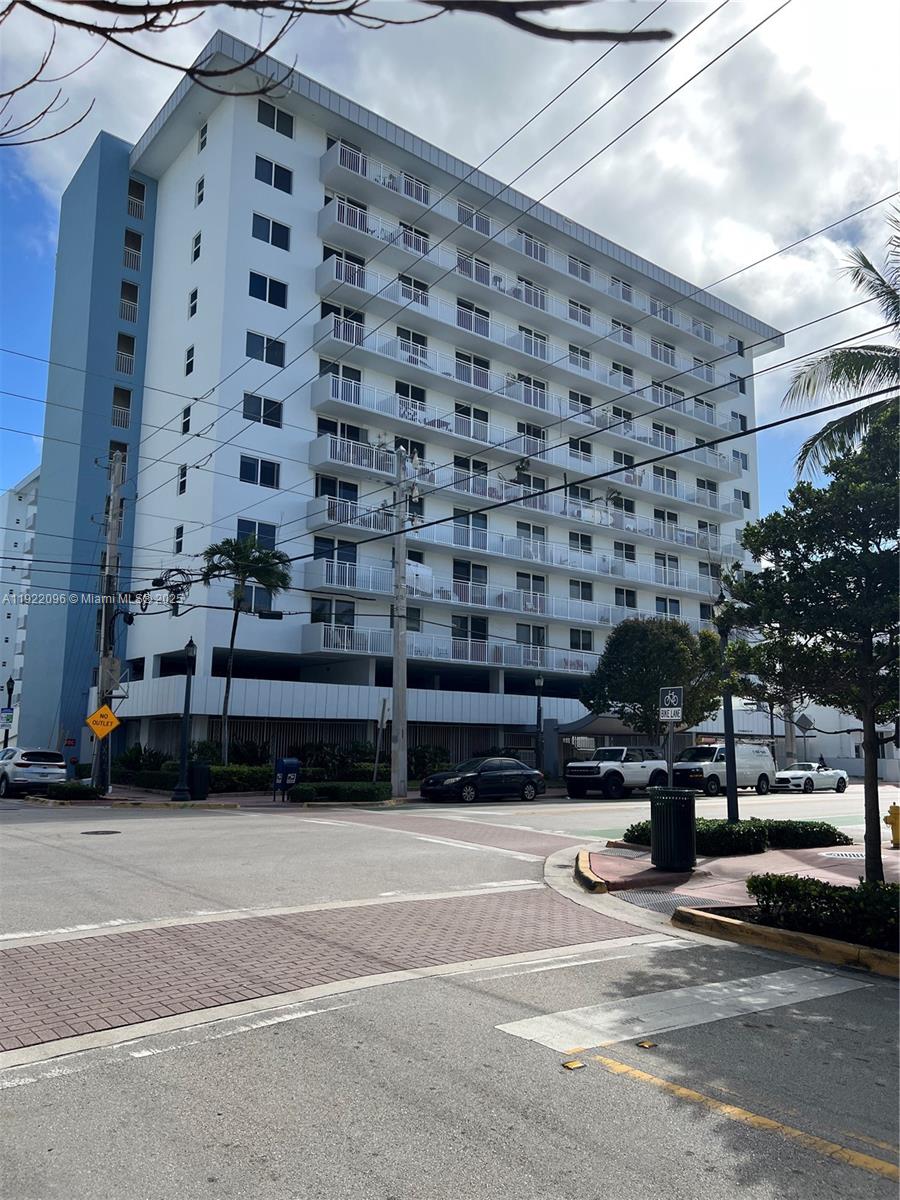 345 Ocean Dr # 523