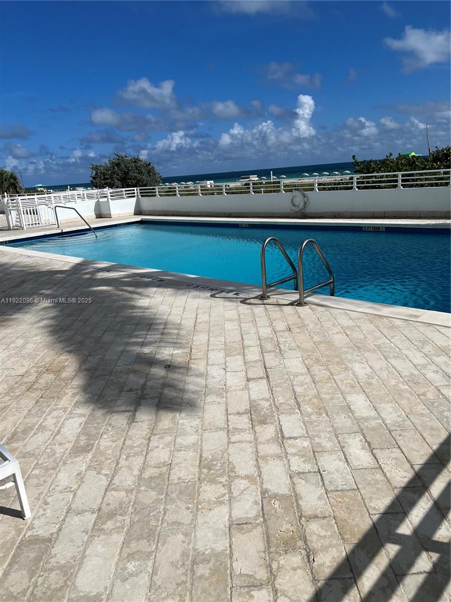 345 Ocean Dr # 523