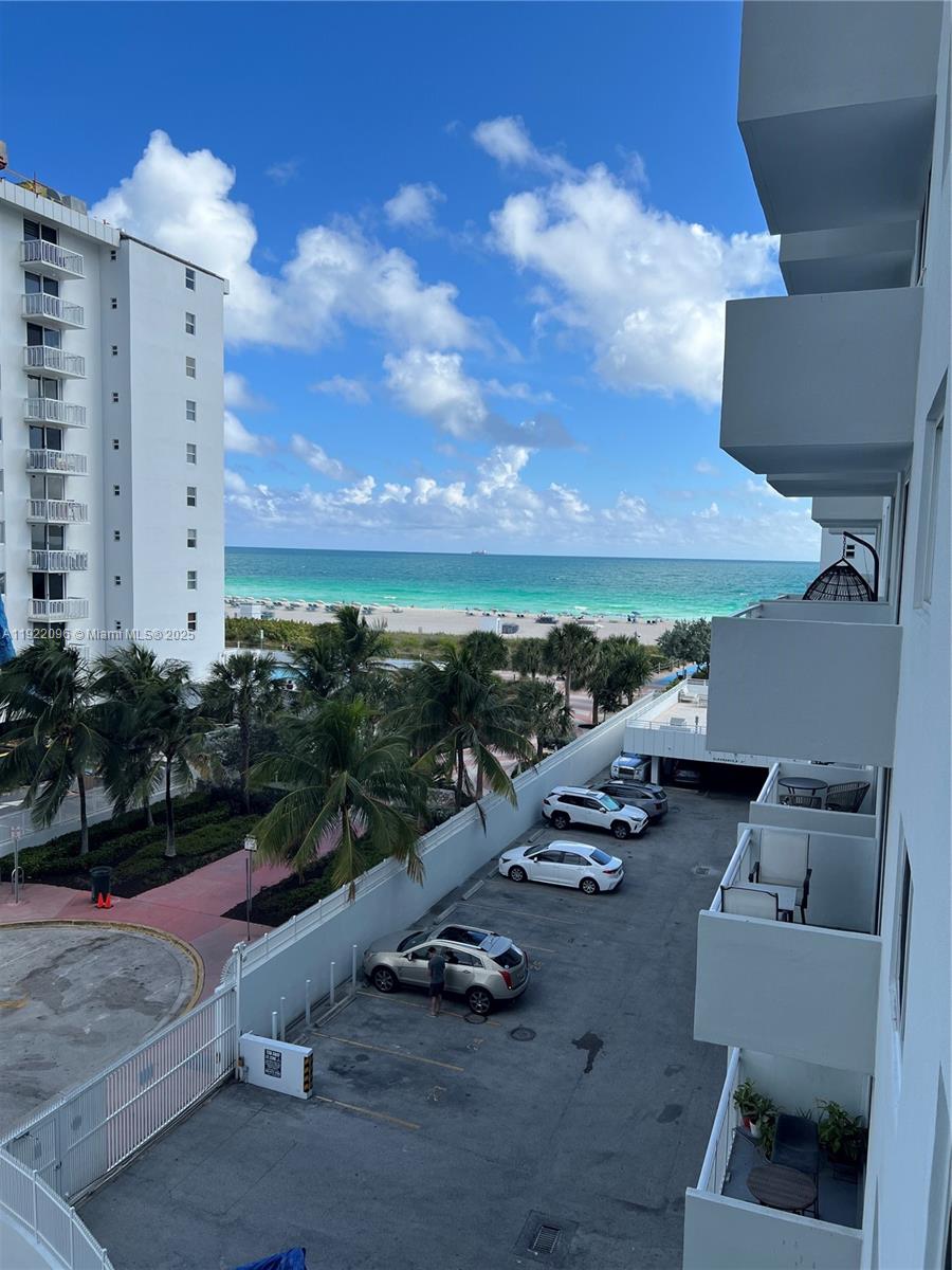 345 Ocean Dr # 523