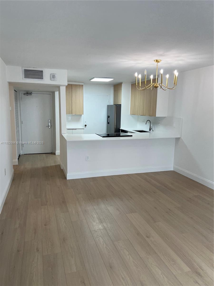 345 Ocean Dr # 523