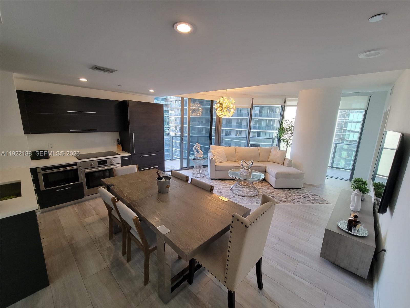 45 SW 9th St # 2201