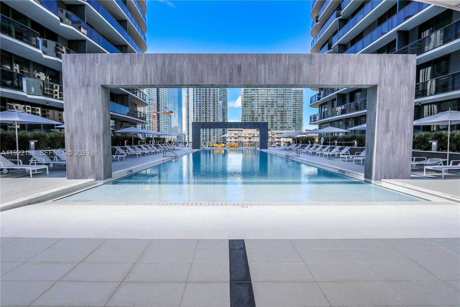 45 SW 9th St # 2201