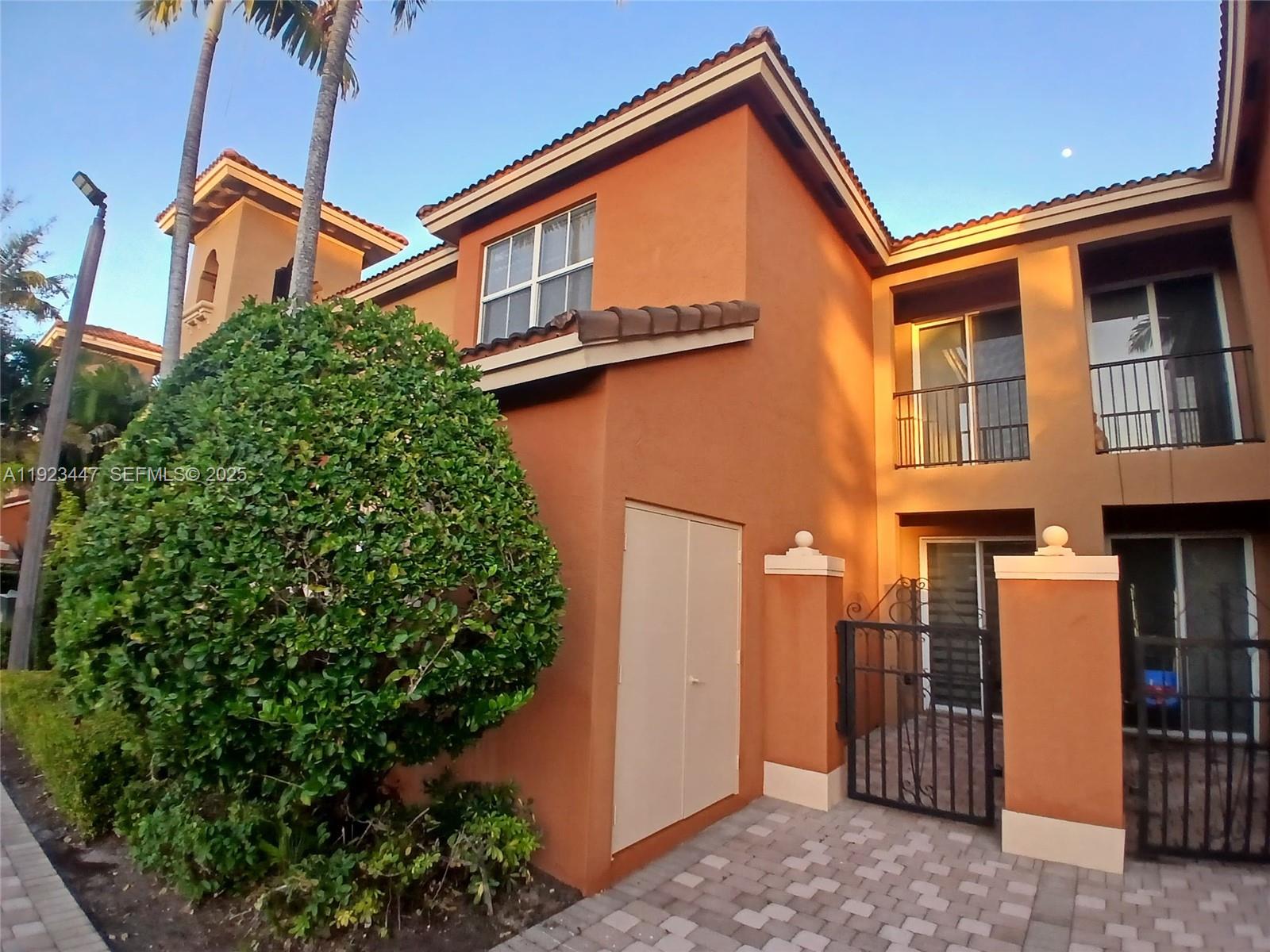 12221 SW 27th St # 1813