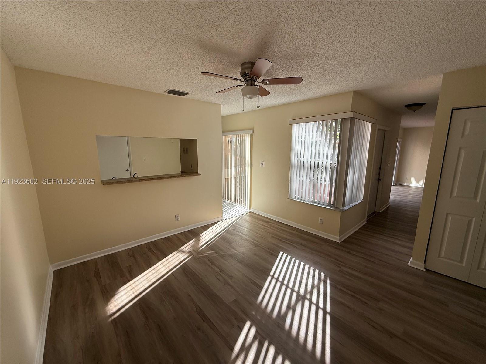 10935 Neptune Dr