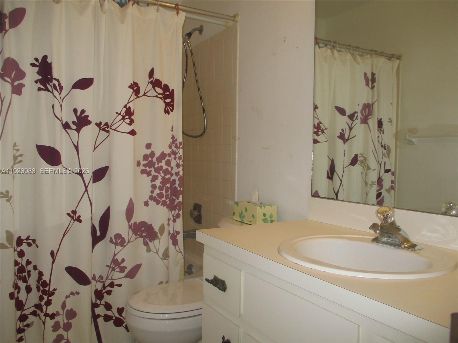 6531 SE Federal Hwy # 112 Unit: D 112