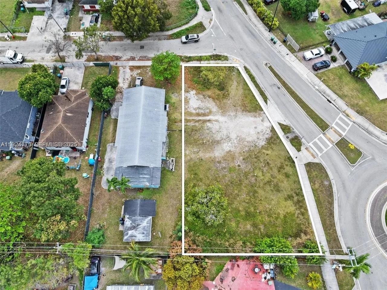 17611 SW 102 Ave
