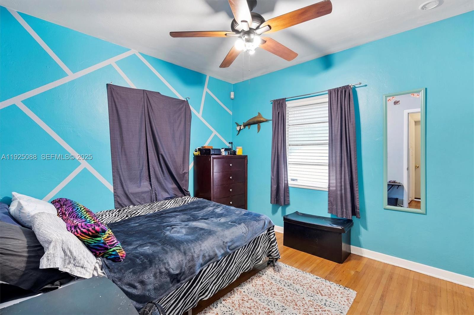 355 W 54th St