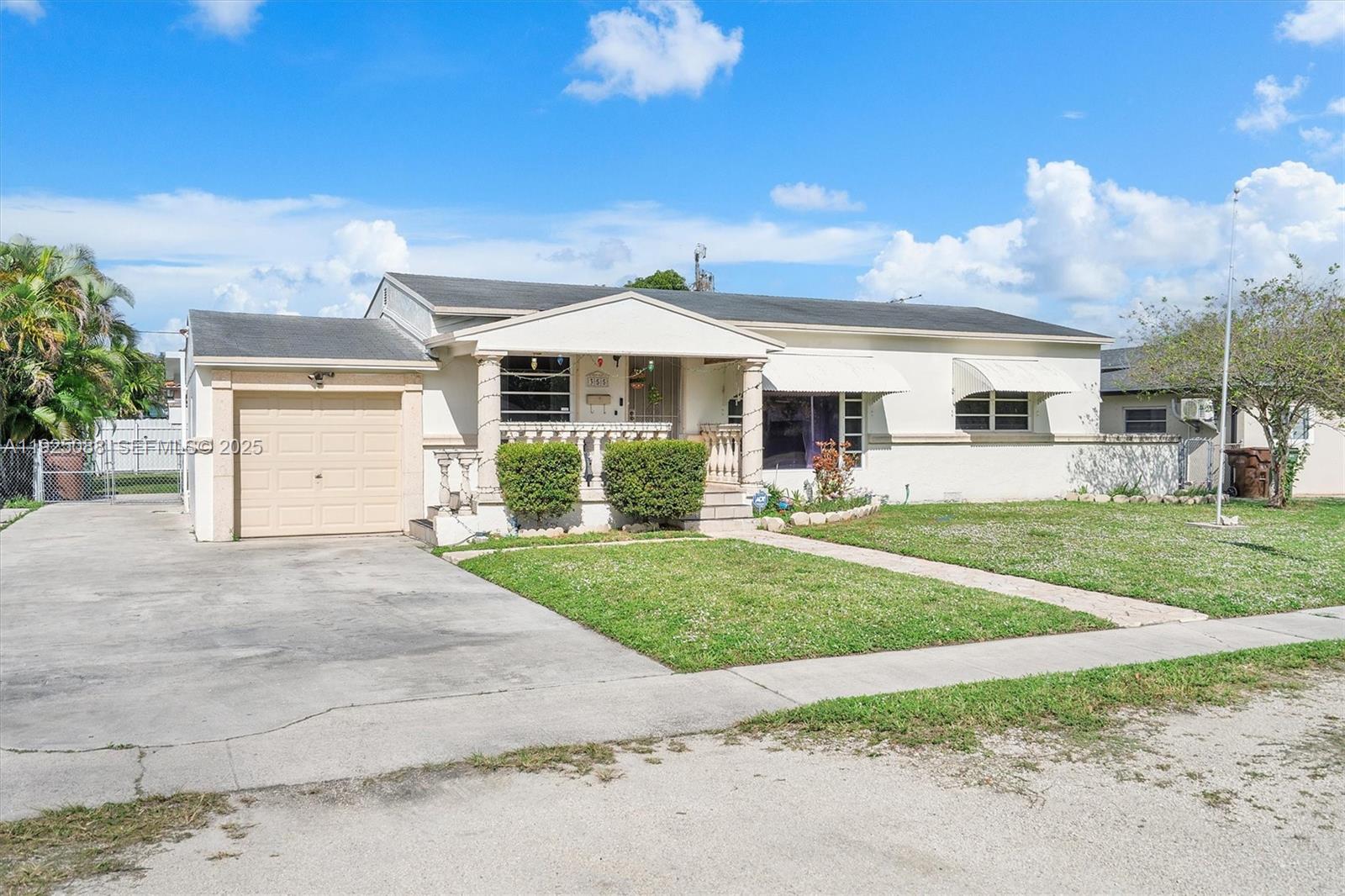 355 W 54th St