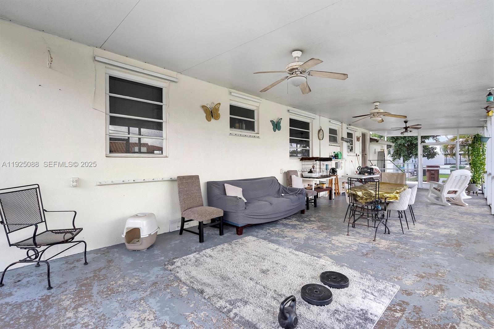 355 W 54th St