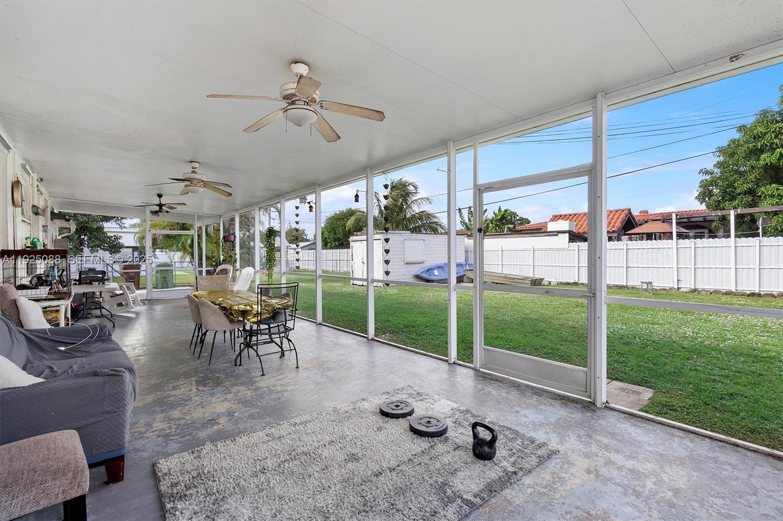355 W 54th St