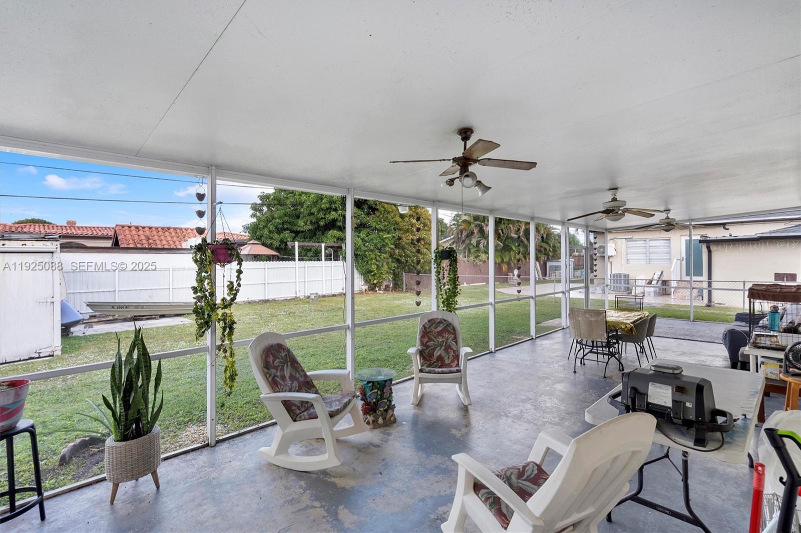 355 W 54th St