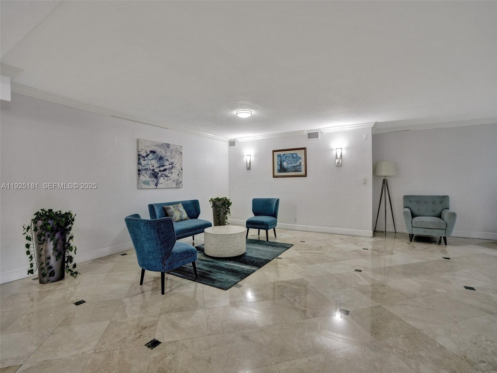 800 Parkview Dr # 131