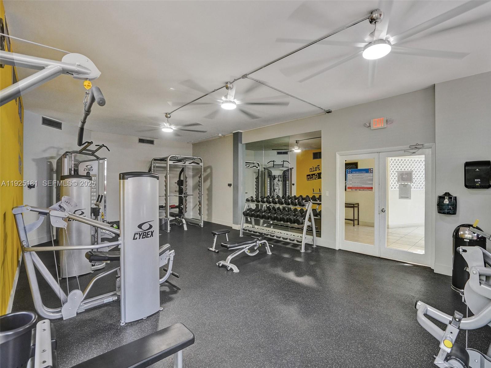 800 Parkview Dr # 131