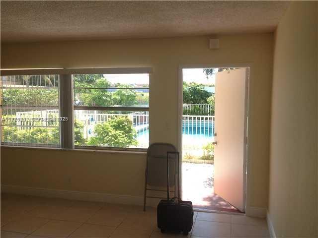 241 SE 9th Ave # 106