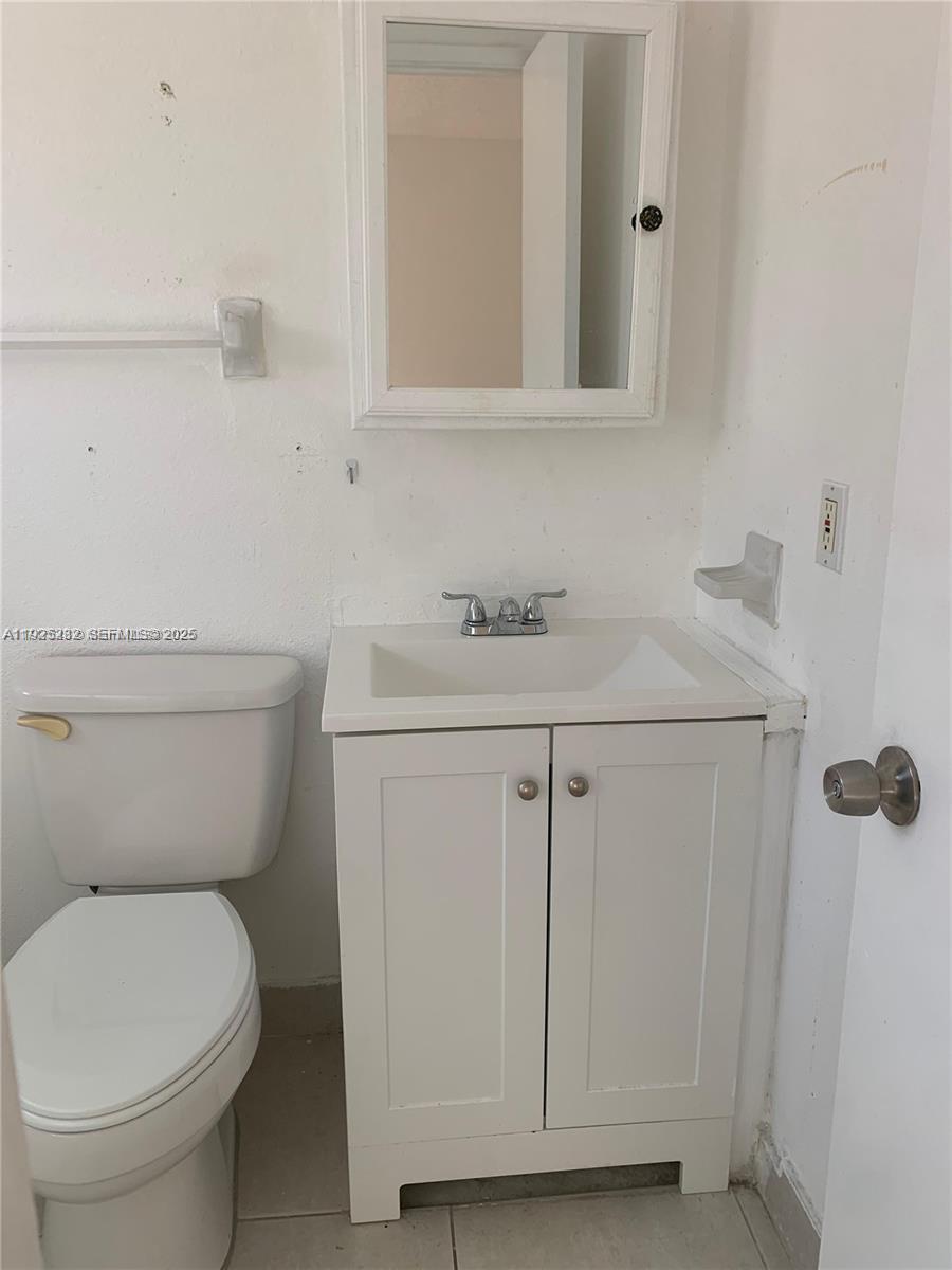 241 SE 9th Ave # 106