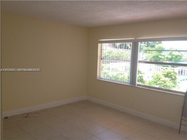 241 SE 9th Ave # 106