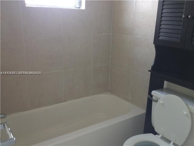 241 SE 9th Ave # 106