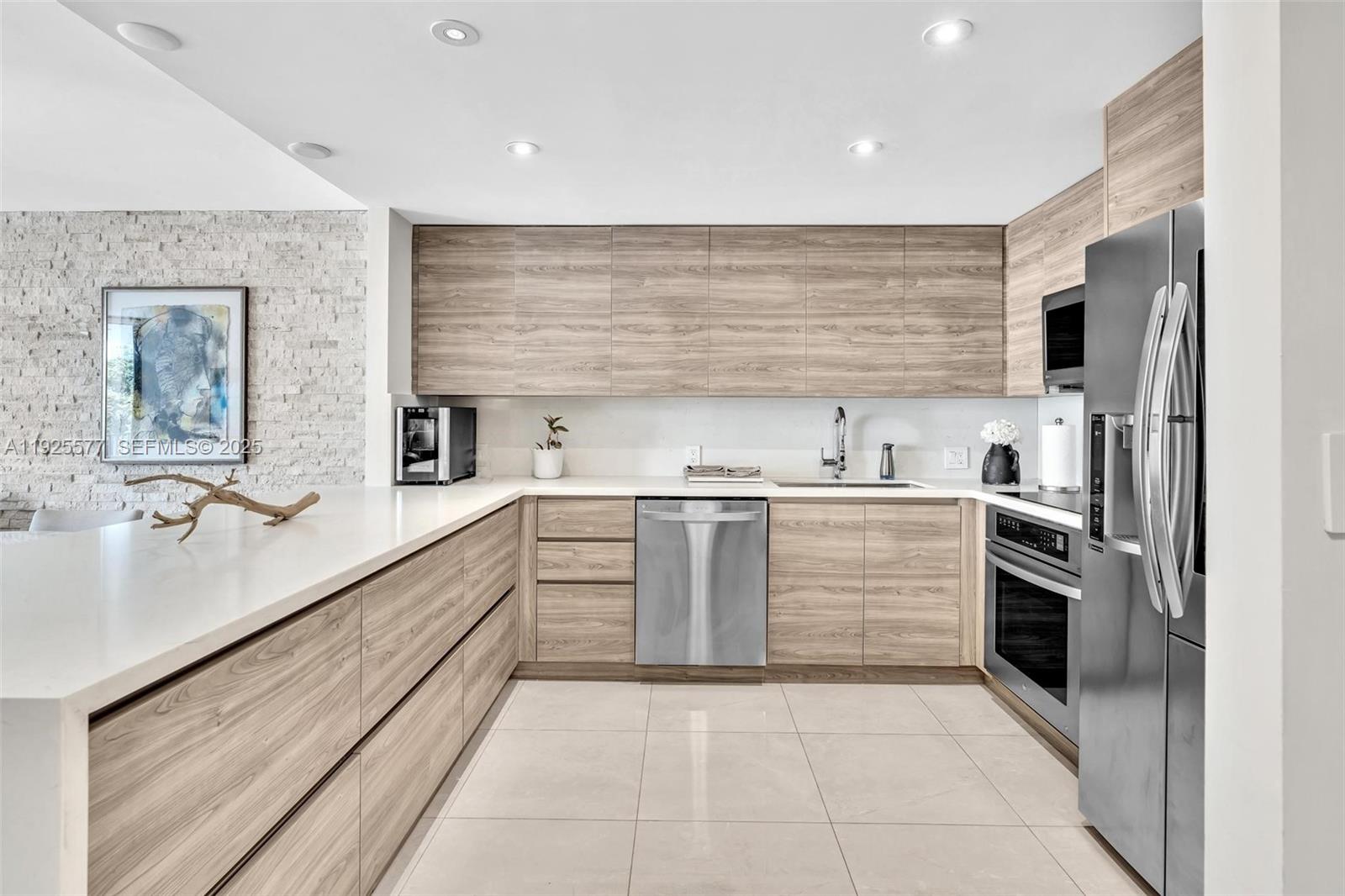 1865 Brickell Ave # A703