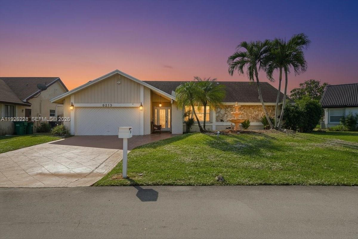 8213 Cassia Ter