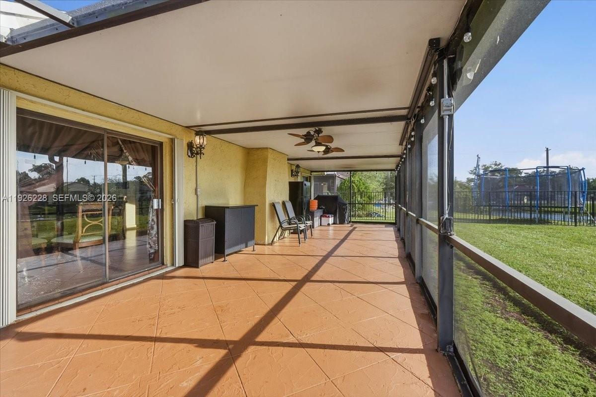 8213 Cassia Ter