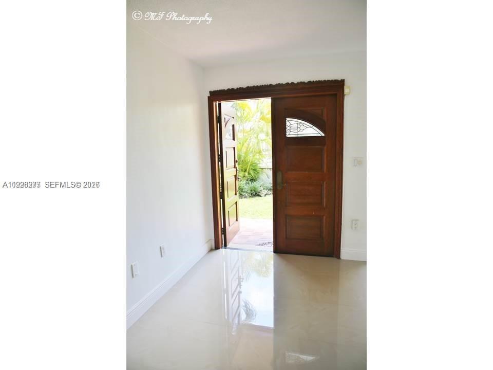 1990 Brickell Ave # O