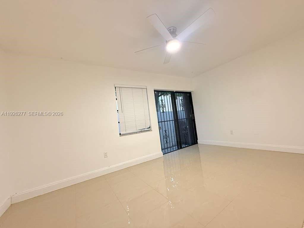 1990 Brickell Ave # O