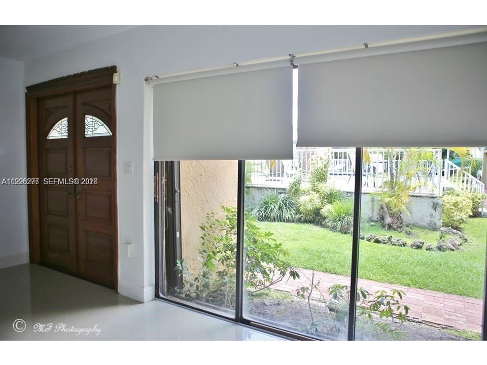 1990 Brickell Ave # O